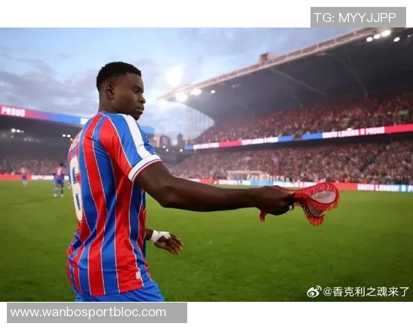 法尔克透露拜仁边锋引援首选19岁马拉并关注奥索里奥 法尔克透露拜仁边锋引援首选19岁马拉并关注奥索里奥