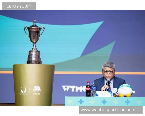 罗比威廉姆斯世界杯抽签现场模仿帕尔默庆祝引热议