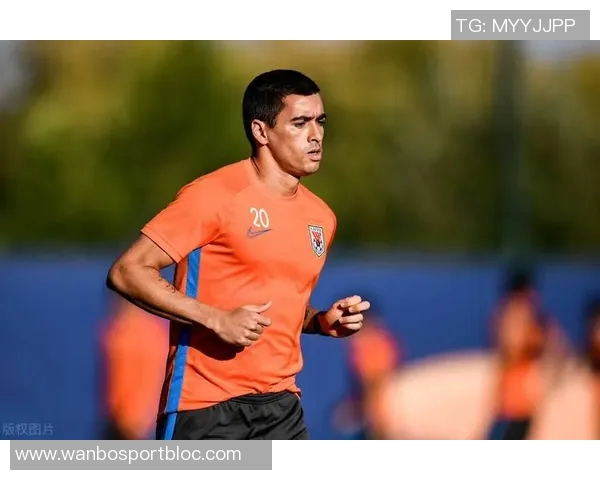 莱昂纳多自信球队本赛季争冠成功期待瓦科争夺金靴荣耀