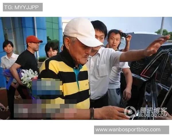 穆德里克因多次违反交规被禁驾网约车传闻为假新闻