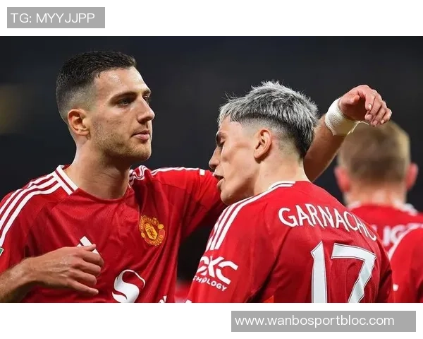 四名葡萄牙球员为曼联主场英超进球的精彩瞬间回顾