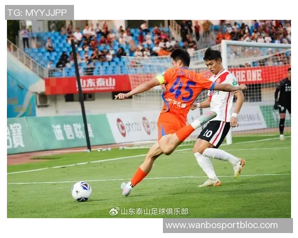 山东泰山B队于12月15日晚重返基地集结备战新赛季全力以赴再创佳绩